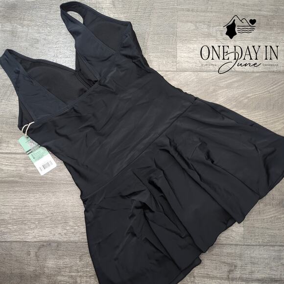 Shekini Twist Front Boyshort Swimdress One Piece Swimsuit Size S - Picture 8 of 8